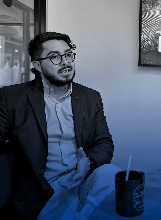img-blue-servicio-contactanos-slider-ian-santillana